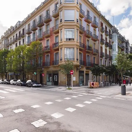 Always Easy - Etxaide San Sebastián
